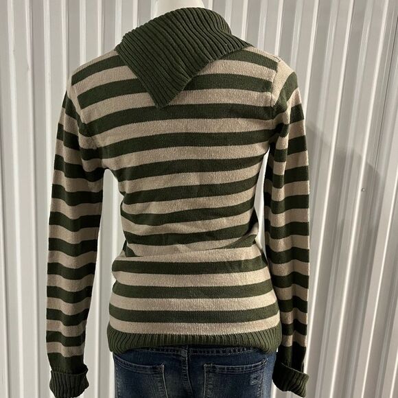 Derak Heart cowl neck sweater size Large - Picture 2 of 2